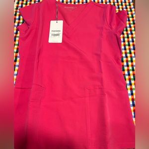 NWT mandala scrubs top XXS